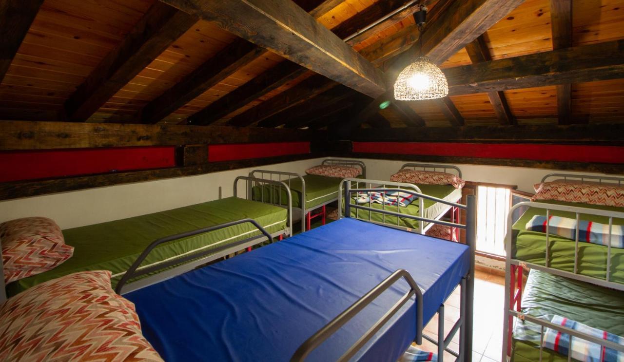La Pata De Oca Hostal Rural Y Albergue Torres del Rio Exterior photo